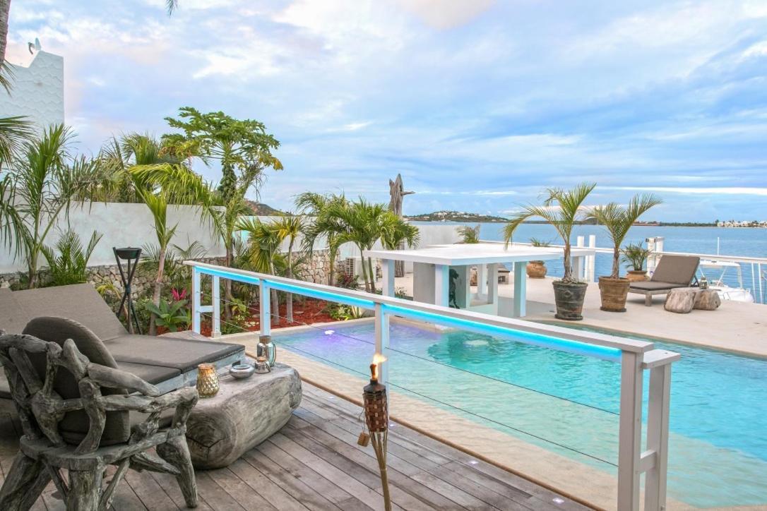 Villa Blue Lagoon Suite Apartment Lowlands Exterior foto